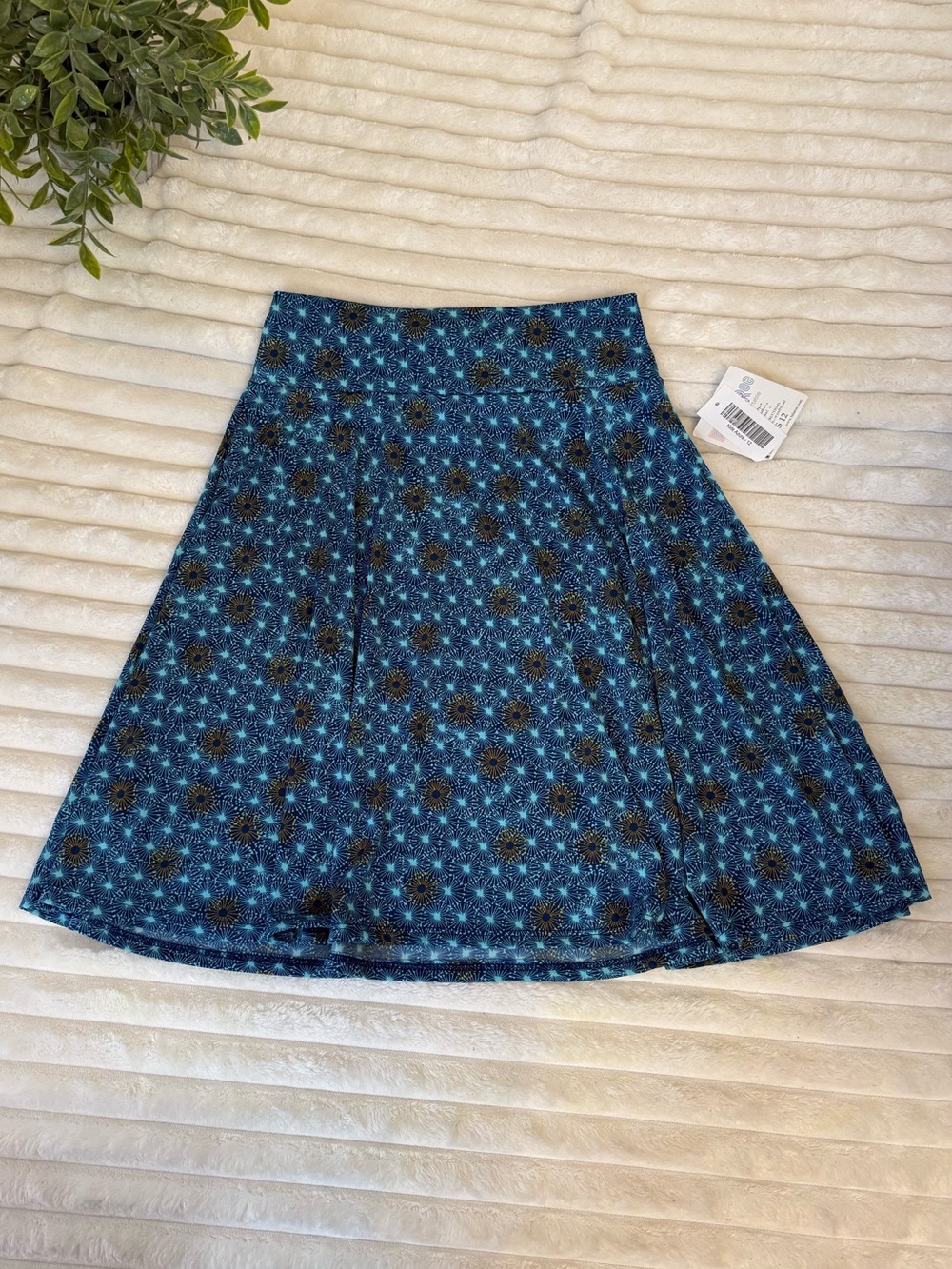 Lularoe Azure skirt size 12